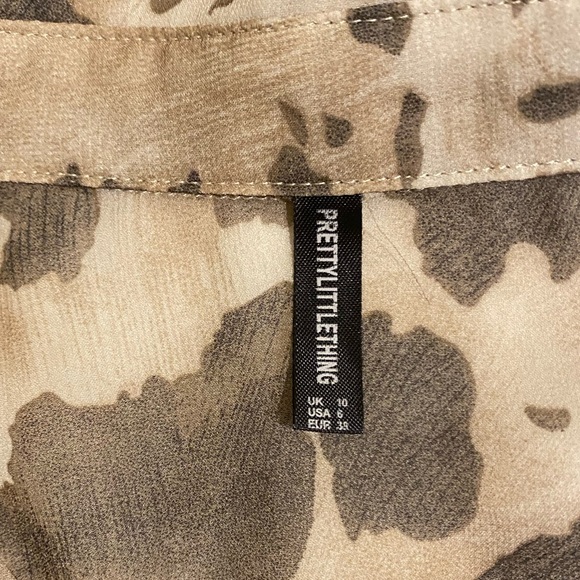 Cow print button up top - Picture 2 of 4